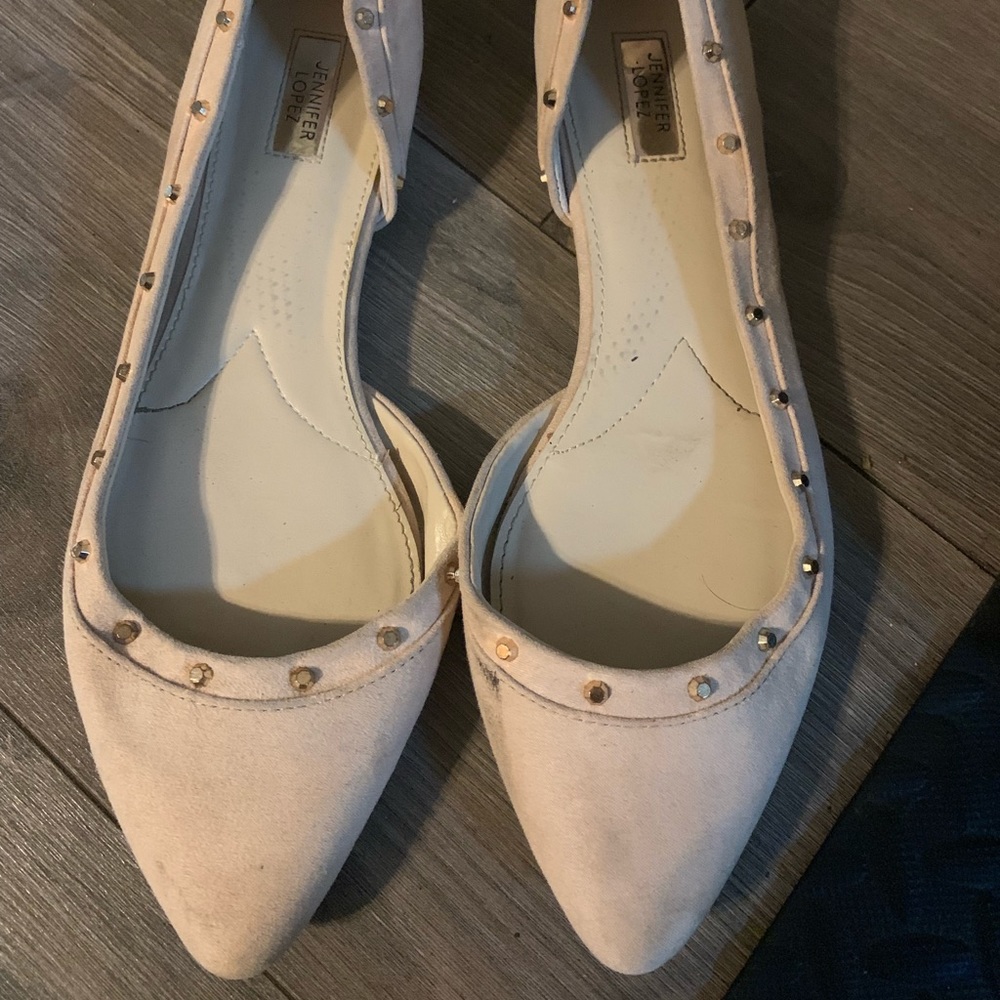Jennifer Lopez flats